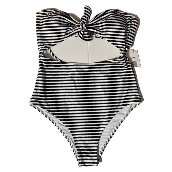 Cupshe Live Life On The Beach Swimsuit - Picture 6 of 7